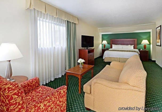 Residence Inn By Marriott Spartanburg Bagian luar foto